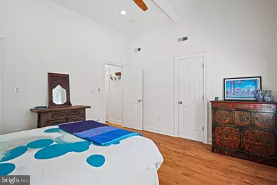 1102 Holbrook Terrace NE #3, Washington, DC 20002 - Photo 19