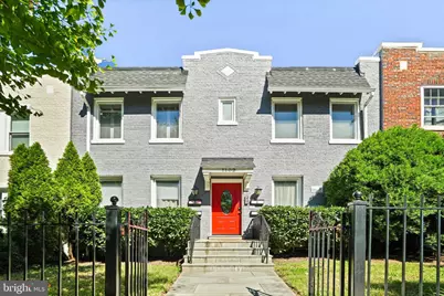1102 Holbrook Terrace NE #3, Washington, DC 20002 - Photo 3