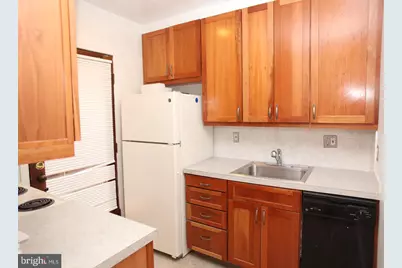 1022 Paper Mill Court NW #1022, Washington, DC 20007 - Photo 3