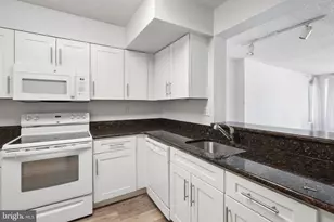 601 Pennsylvania Ave NW, Washington, DC 20004 - Photo 9