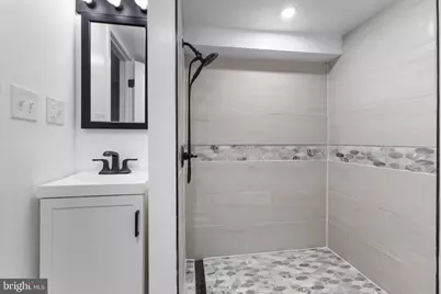 914 5th Street NE, Washington, DC 20002 - Photo 19