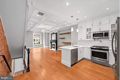 210 11th Street SE, Washington, DC 20003 - Photo 7