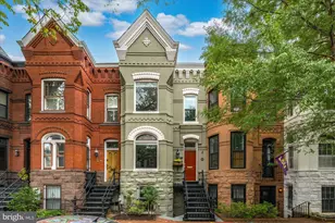 210 11th St SE, Washington, DC 20003 - Photo 1