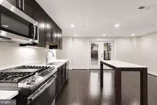 1331 K St SE, Washington, DC 20003 - Photo 23