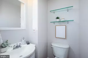 142 Bates St NW, Washington, DC 20001 - Photo 9