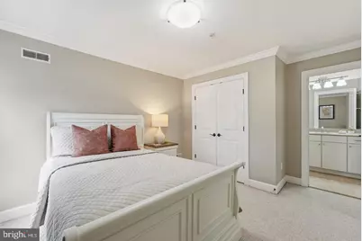 4462 Macarthur Boulevard NW, Washington, DC 20007 - Photo 29