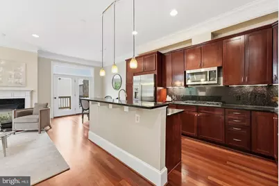 4462 Macarthur Boulevard NW, Washington, DC 20007 - Photo 13