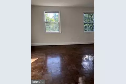 3249 B Sutton Place NW #B, Washington, DC 20016 - Photo 5