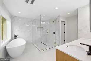 2902 Vista St NE, Washington, DC 20018 - Photo 41