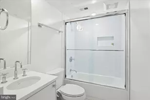 2869 28th NW, Washington, DC 20008 - Photo 19