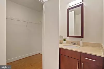 910 M Street NW #323, Washington, DC 20001 - Photo 21