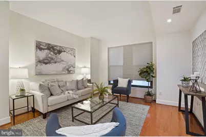 910 M Street NW #323, Washington, DC 20001 - Photo 9