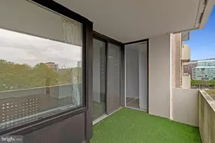 430 M St SW, Washington, DC 20024 - Photo 17