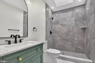 829 Longfellow St NW, Washington, DC 20011 - Photo 25