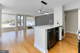 1101 3rd St SW, Washington, DC 20024 - Photo 5