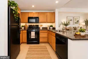 350 G St SW, Washington, DC 20024 - Photo 9