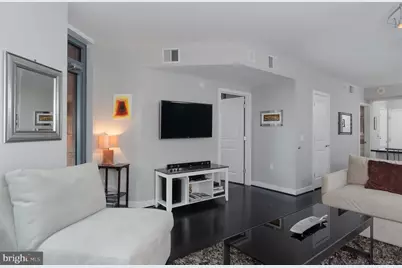 1117 10th Street NW #712, Washington, DC 20001 - Photo 7