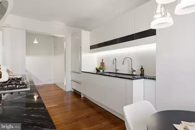 1870 Wyoming Avenue NW #401, Washington, DC 20009 - Photo 5