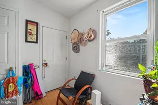 1105 NE Holbrook Terrace NE, Washington, DC 20002 - Photo 11