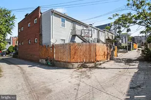 1105 NE Holbrook Terrace NE, Washington, DC 20002 - Photo 25