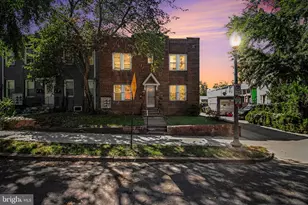 1105 NE Holbrook Terrace NE, Washington, DC 20002 - Photo 27