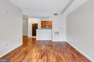 1111 25th St NW, Washington, DC 20037 - Photo 3