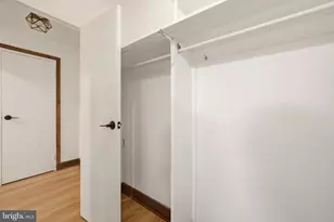 4201 Cathedral Ave NW, Washington, DC 20016 - Photo 17