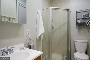 1745 NW T Street NW, Washington, DC 20009 - Photo 23