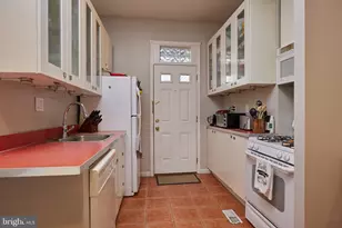1745 NW T Street NW, Washington, DC 20009 - Photo 17