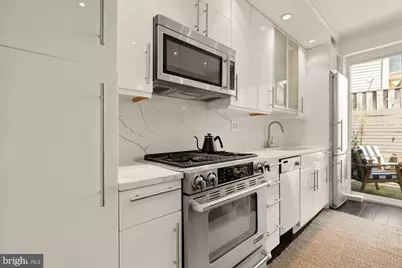 1242 K Street SE, Washington, DC 20003 - Photo 7