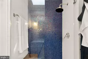 1242 K St SE, Washington, DC 20003 - Photo 19