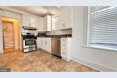 320 6th Street NE #1, Washington, DC 20002 - Photo 3