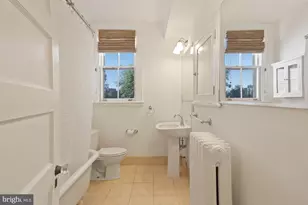 2610 Cathedral Ave NW, Washington, DC 20008 - Photo 13