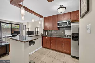 1718 P St NW, Washington, DC 20036 - Photo 3