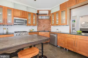 2130 13th St NW, Washington, DC 20009 - Photo 9