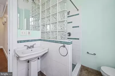 2610 Cathedral Avenue NW #3, Washington, DC 20008 - Photo 17