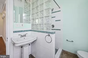 2610 Cathedral Ave NW, Washington, DC 20008 - Photo 17