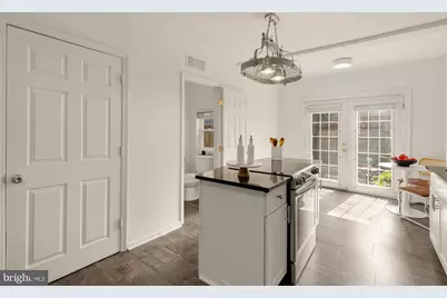 709 16th Street NE, Washington, DC 20002 - Photo 7