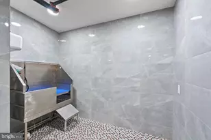 1028 Bladensburg Rd NE, Washington, DC 20002 - Photo 27
