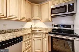 1910 NW 17th Street NW, Washington, DC 20009 - Photo 5