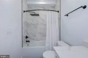 646 Newton Pl NW, Washington, DC 20010 - Photo 17