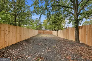 5027 Benning Rd SE, Washington, DC 20019 - Photo 21