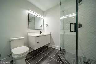 1117 24th St NW, Washington, DC 20037 - Photo 13