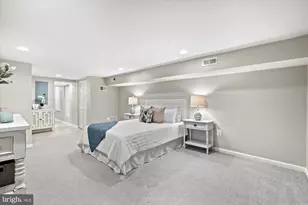 733 Hamilton St NW, Washington, DC 20011 - Photo 31