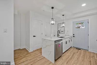 305 34th Place NE, Washington, DC 20019 - Photo 7