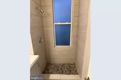 318 N Carolina Avenue SE #1, Washington, DC 20003 - Photo 9