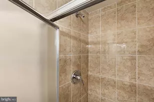 17 V St NW, Washington, DC 20001 - Photo 33