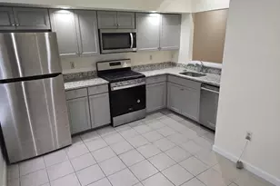 706 10th St NE, Washington, DC 20002 - Photo 7