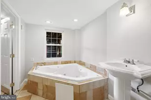 733 Otis Pl NW, Washington, DC 20010 - Photo 39