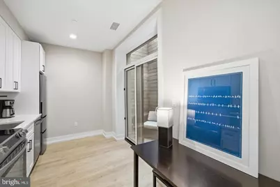 1016 17th Place NE #7, Washington, DC 20002 - Photo 9